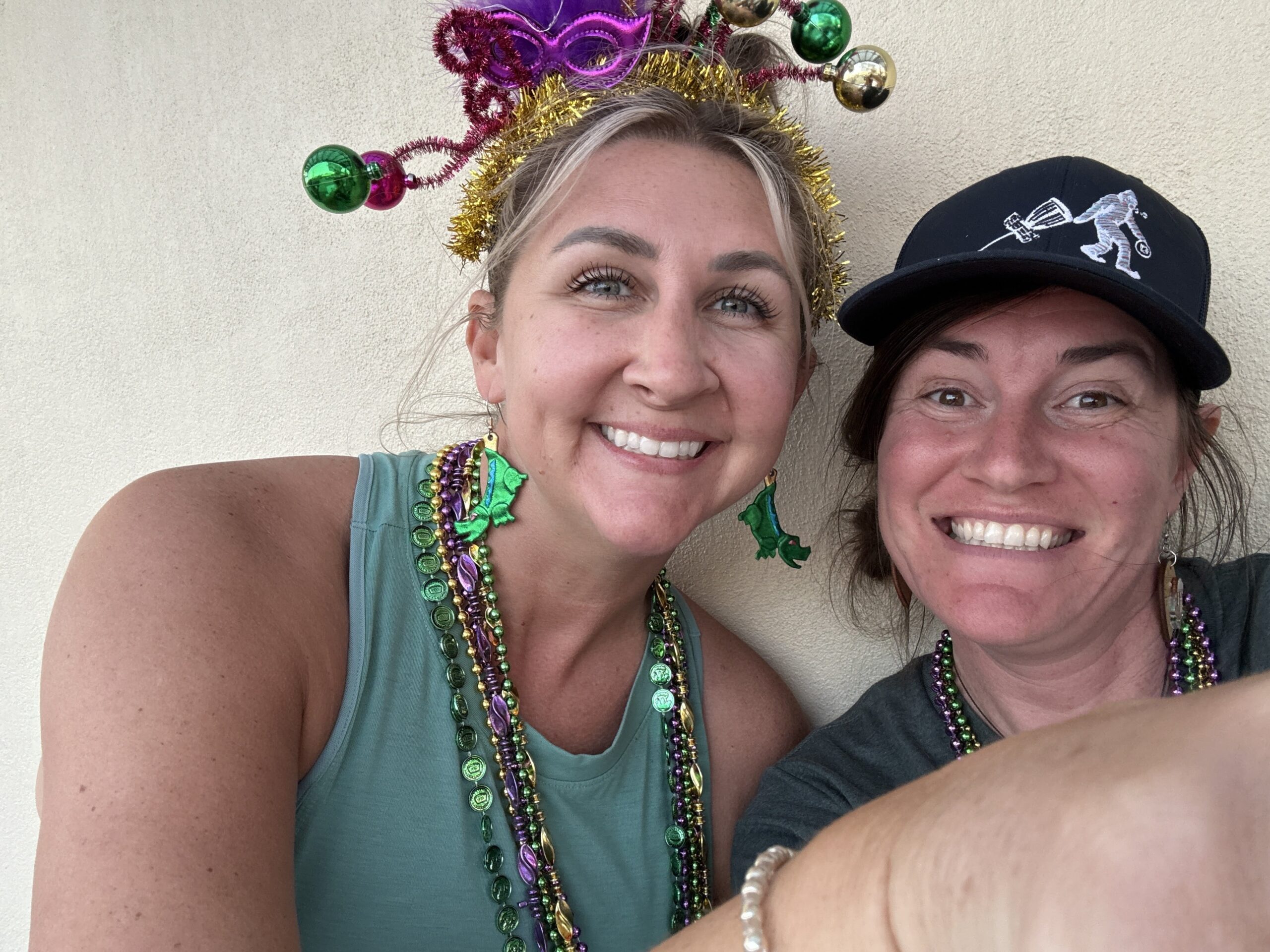 Laissez Les Bons Temps... Get Lazy! 🎭🍺